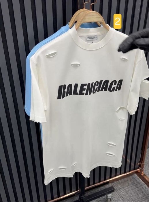 Tricou balenciaga alb