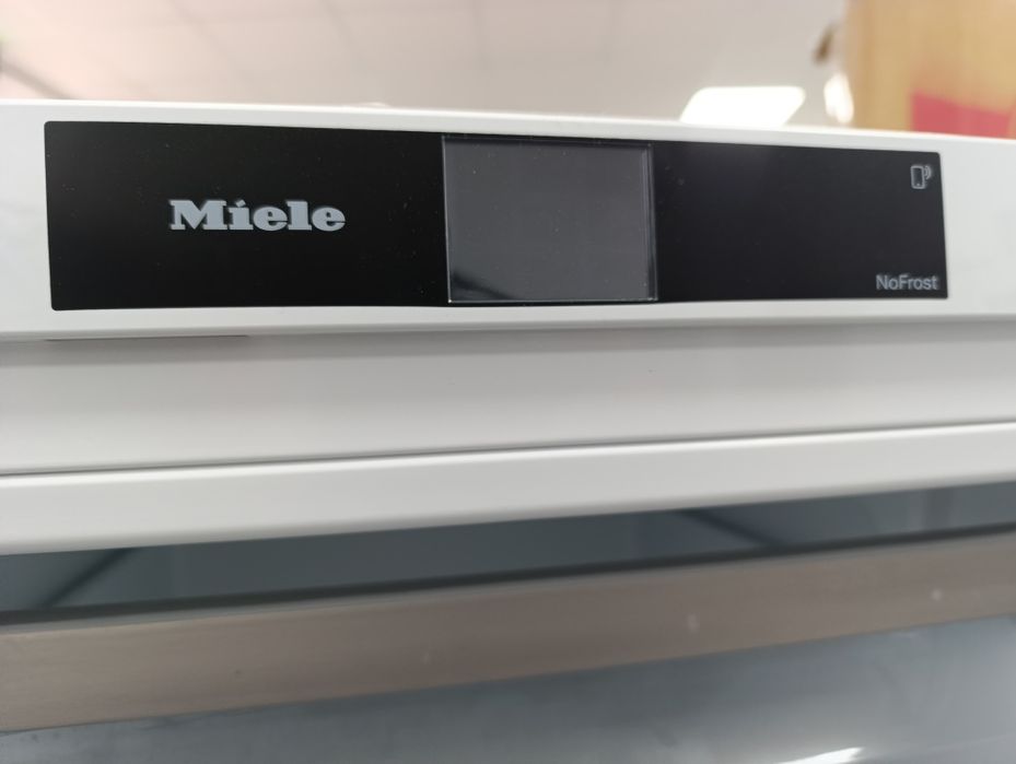 Фризер MIELE NoFrost