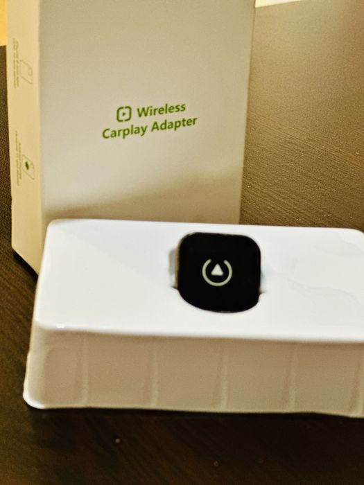 Wireless Apple CarPlay and Android Auto