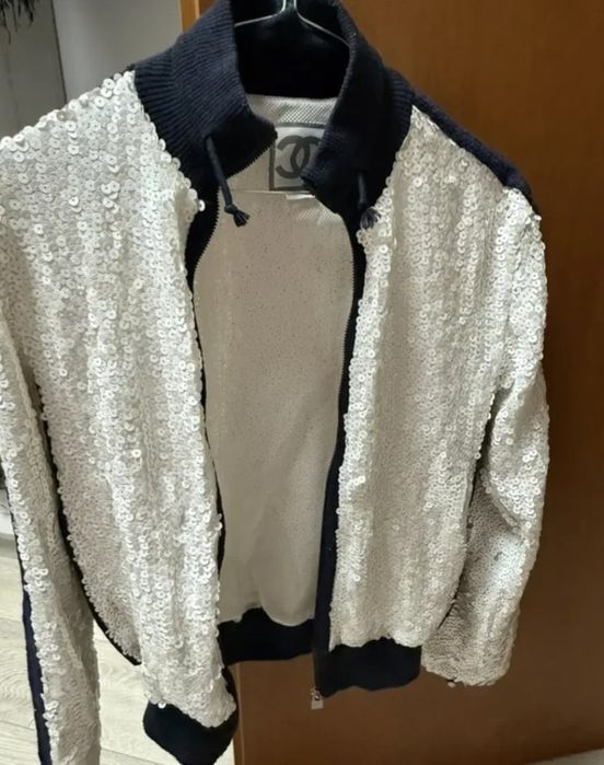 Geacă Chanel stare bună 100€