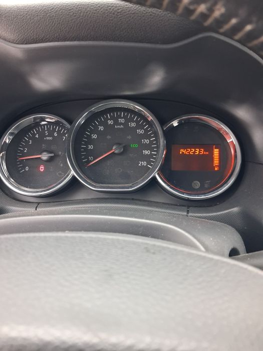 Vand dacia duster an fab 2015