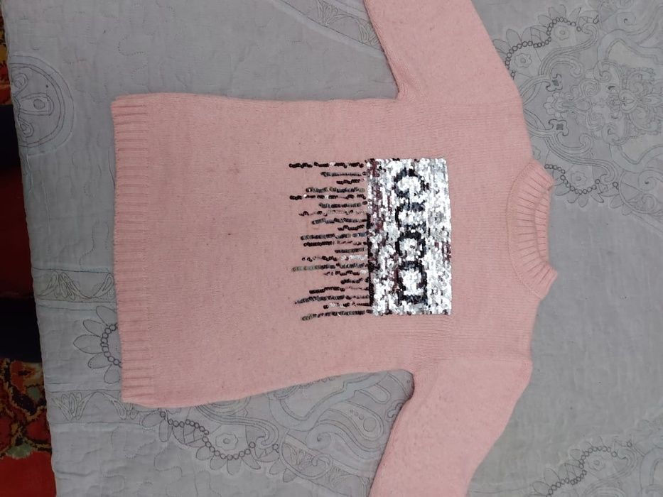 Продам детский джемпер.