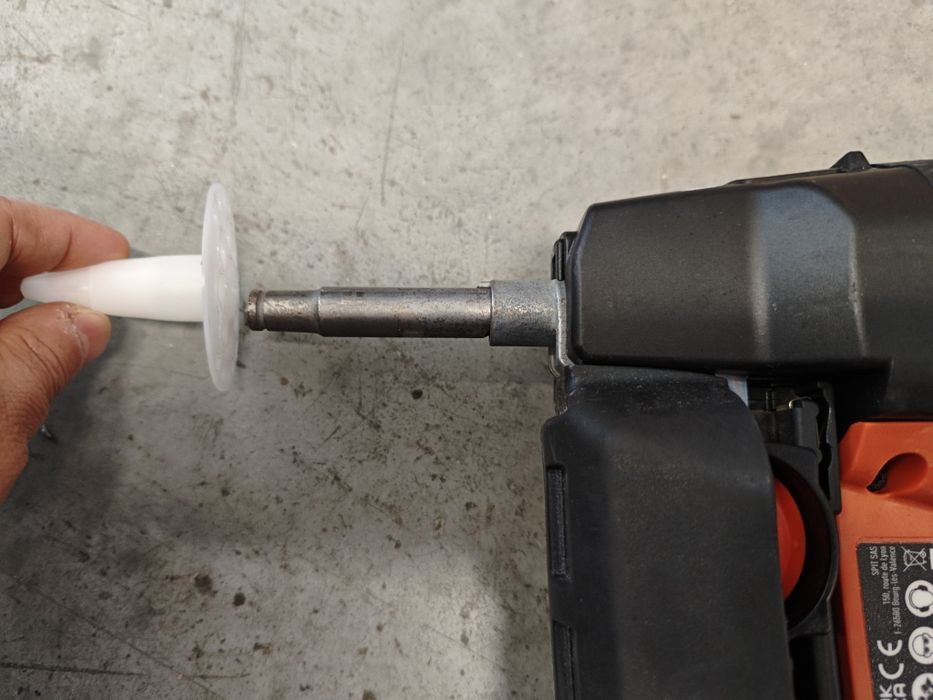 Дюбел директен монтаж на изолация фибран стиропор вата бетон Спит Пулс