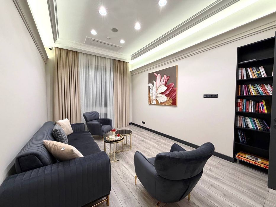 Сдаётся помещение вдоль дороги ориентир Буз Базар, Дипломатия