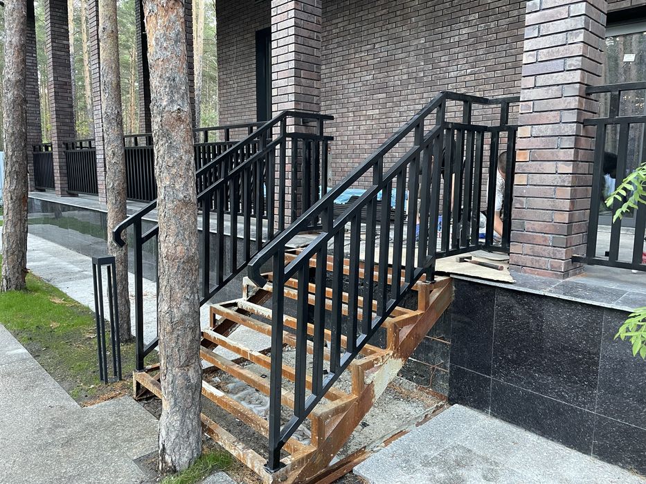 Изготовление перил