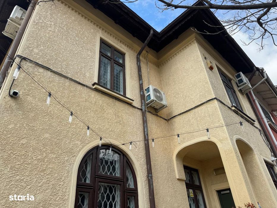 Inchiriere vila P+1+M teren 300mp curte Cotroceni Romniceanu