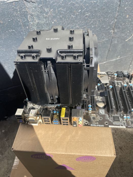 Placa de baza cu procesor i7 32g ram