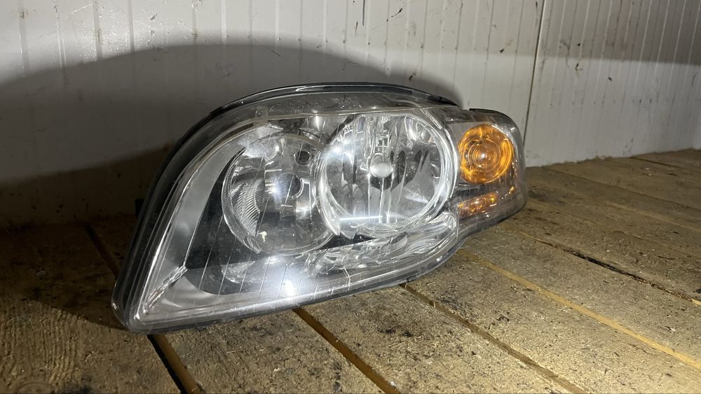 Ляв фар Audi A4 B7