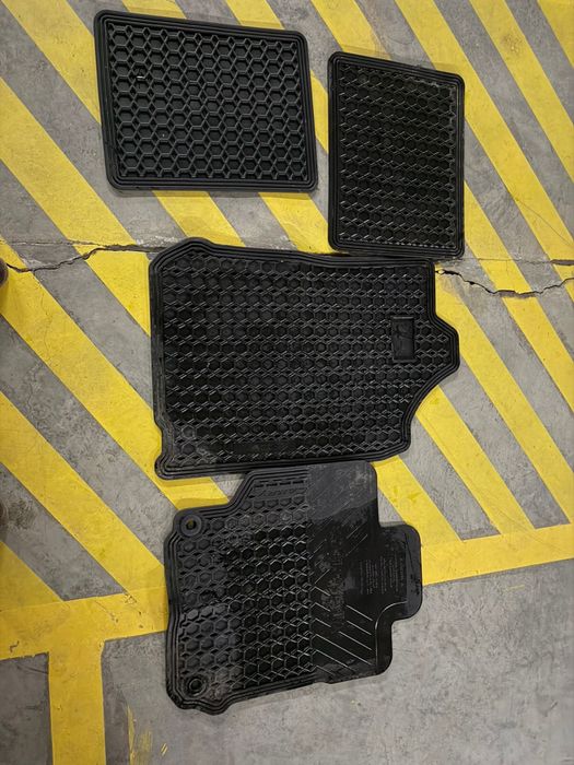 Полики для атомобиля Camry 50 американец