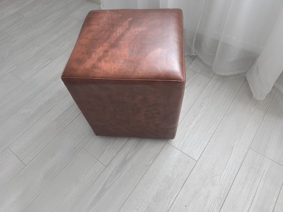 Taburete din piele
