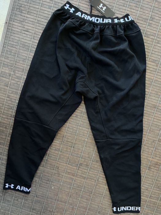 Мъжки долнища Under Armour ПРОМО ЦЕНА! 45лв  2бр за 80лв