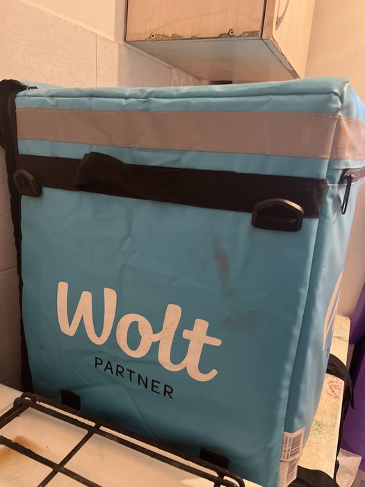 Продам термо сумка wolt