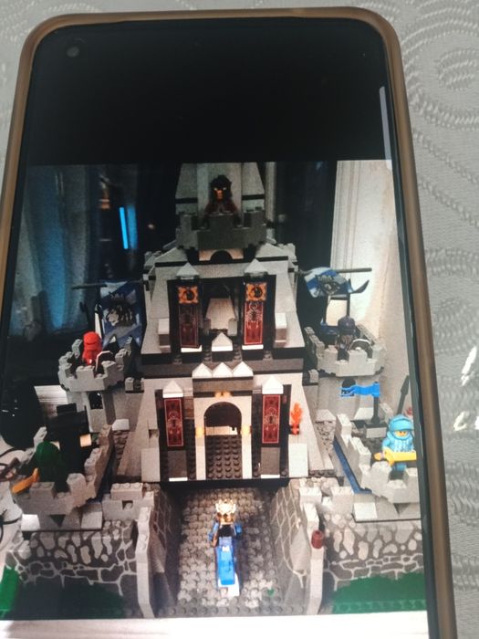 Продам конструкторы Лего 8