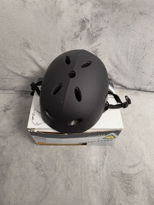 Casca bicicleta ,nouă fara eticheta.