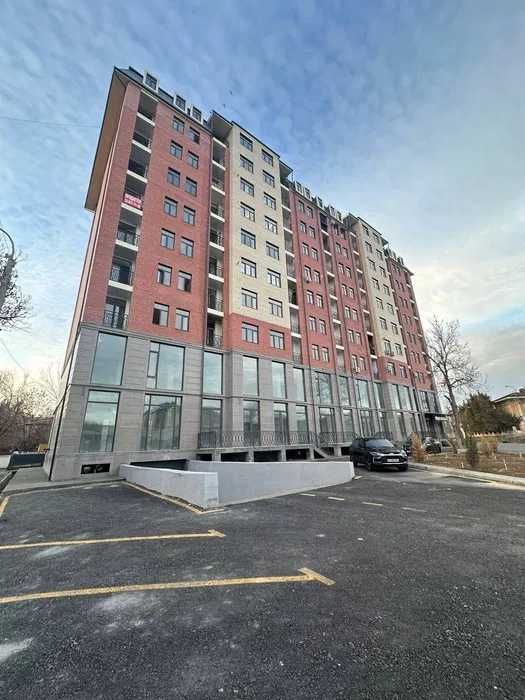Продаются коммерческие помещение 331 кв.м. Юнусабад 8 квартал круг