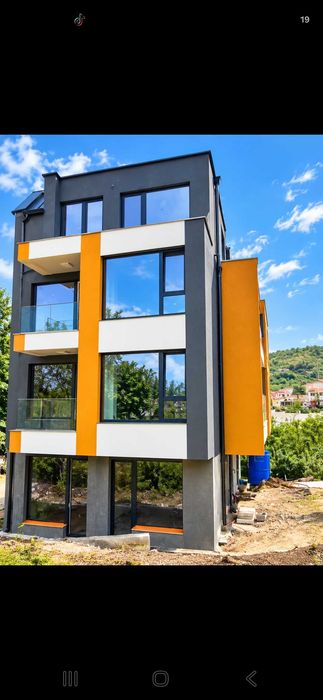 ПАНОРАМЕН ДВУСТАЕН В СОТИРА – МОРСКА ГЛЕДКА | 79 м² | ДВЕ ТЕРАСИ Цена: 123 500 € Директно от собственик – без комисионна за куповоча