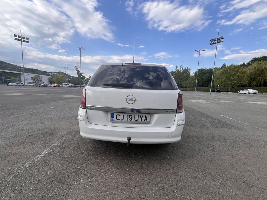 OPEL Astra 2009 — imagine 5