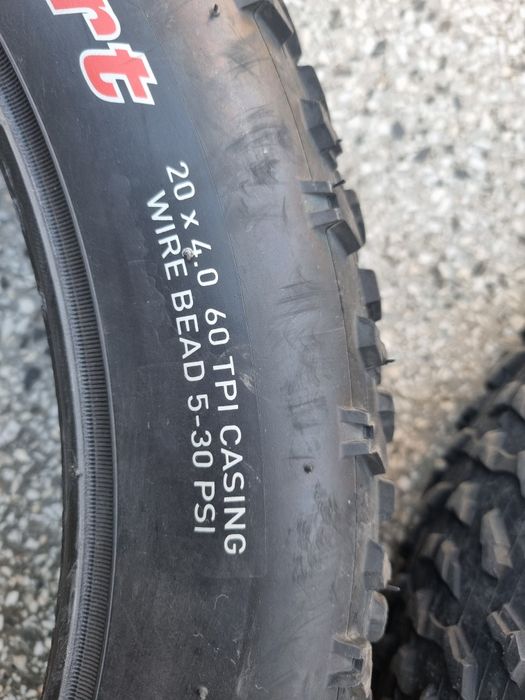 Гуми за велосипед  20 х 4.0