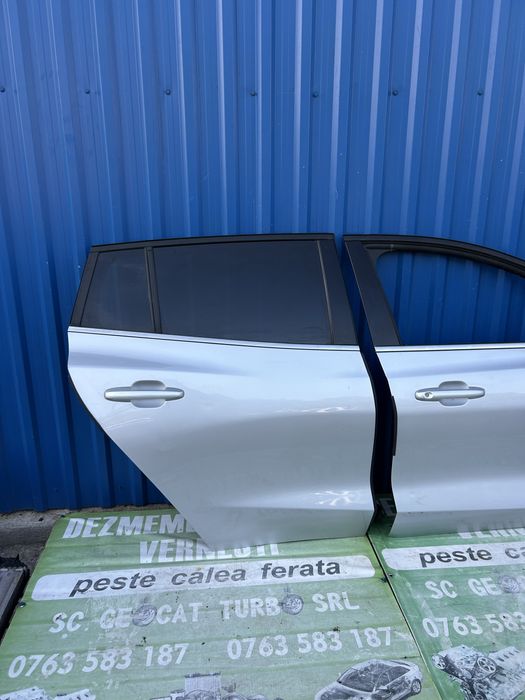 Geam ușă dreapta, stânga spate Ford Focus 4 hatchback 2019