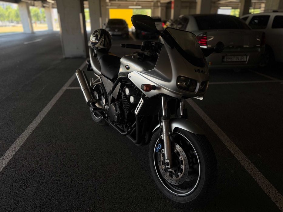 Vand Yamaha FZS600 Fazer Sport-Touring