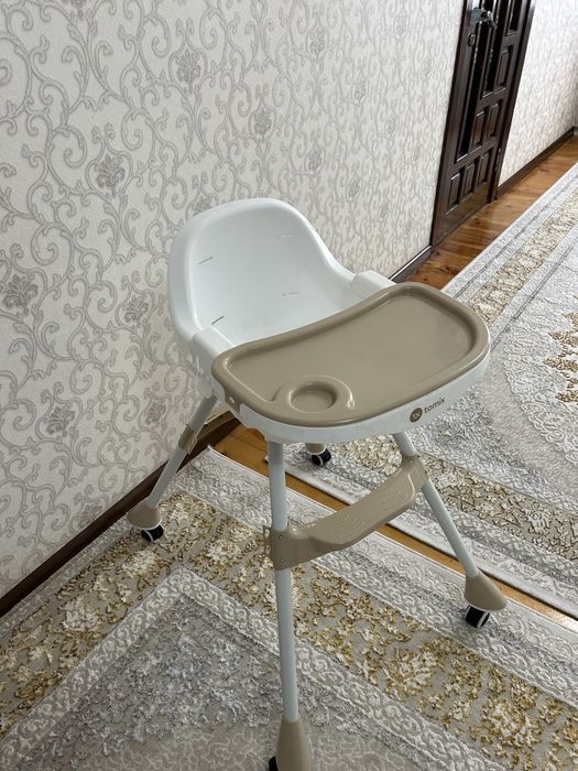 Стульчик для кормление Tomix