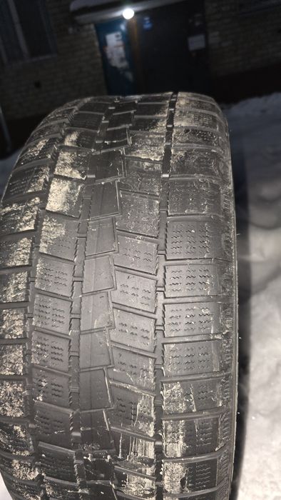 Продам Шины зимние