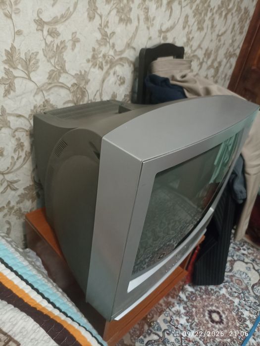 Телевизор самсунг