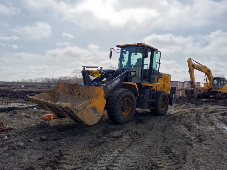 Услуги фронтального погрузчика