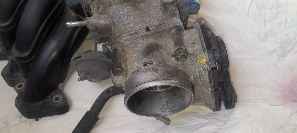 Дроссельная заслонка