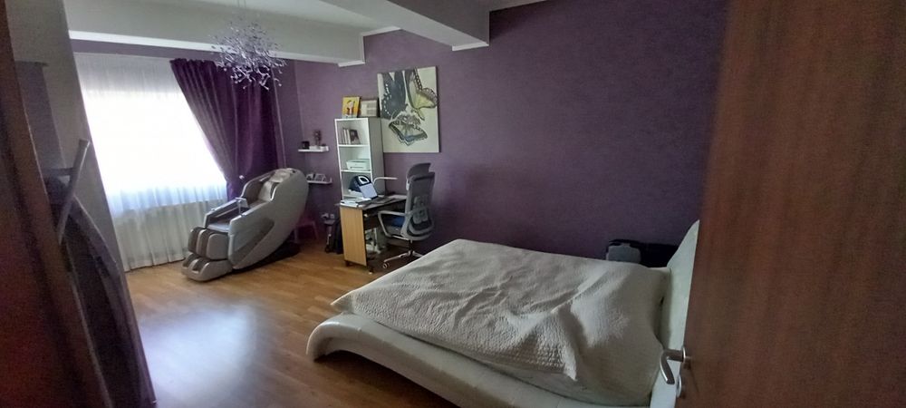 Închiriez apartament 3 camere