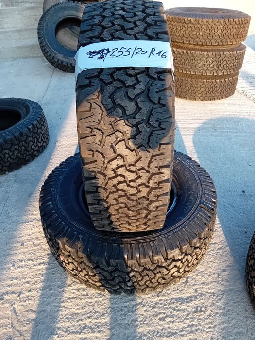 255 70 R 16 off road Cruiser