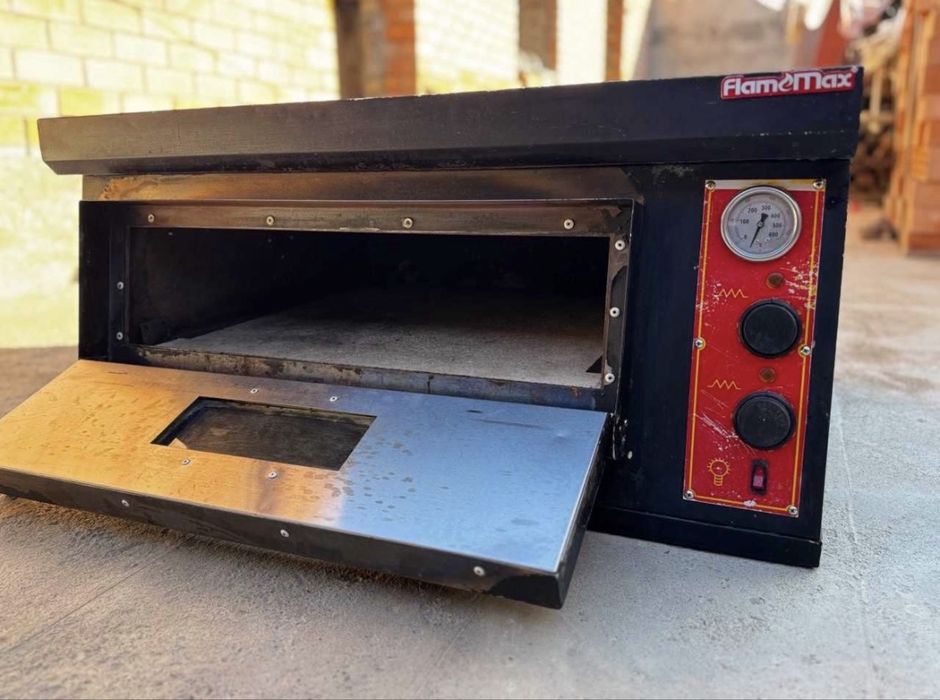 Pitsa aparat sotiladi