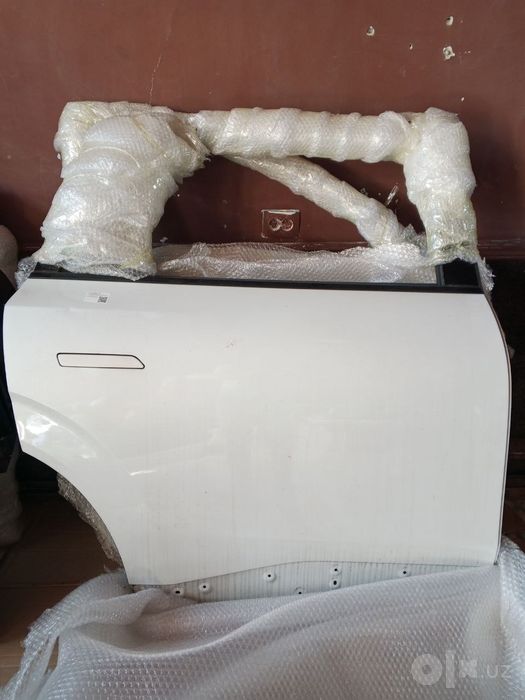 Orginal zavod Orqa oʻng Eshik Dongfeng EP 008. Oq. Запчасти Dongfeng