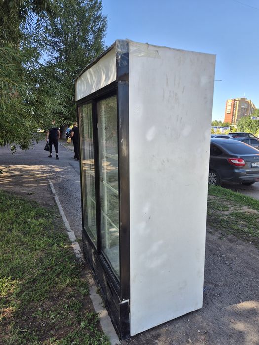Холодильник большой