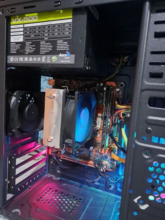 Продам компьютер блок + корпус подарок