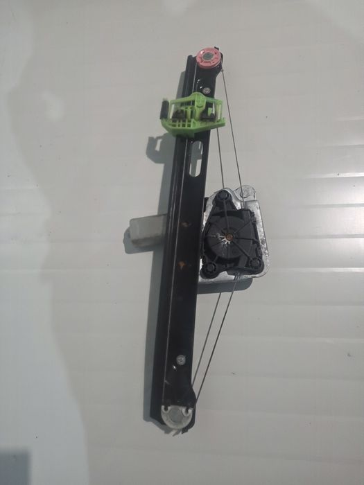 Macara geam dreapta spate BMW E90 E91 cu motoras 7075884