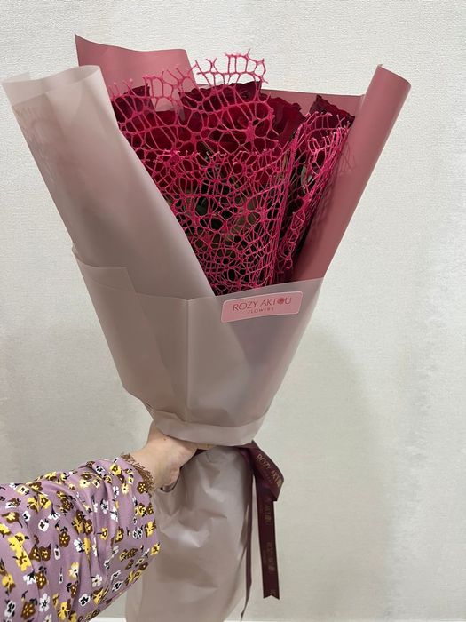 Живые розы за 6000тг