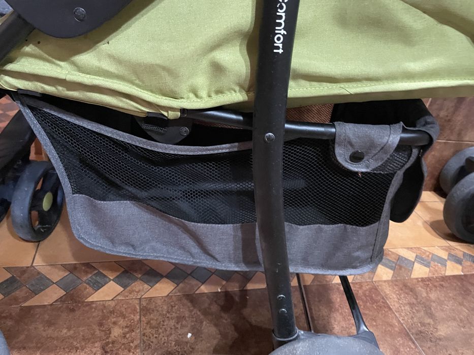 Коляска прогулочная