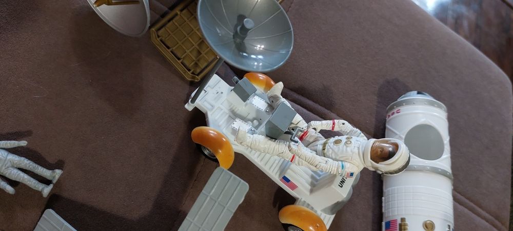 Набор  игрушек-Космос