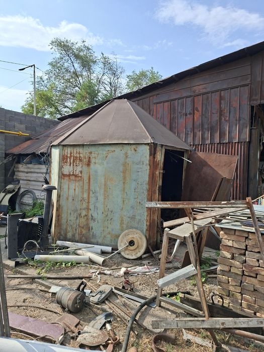 Срочно продам будку