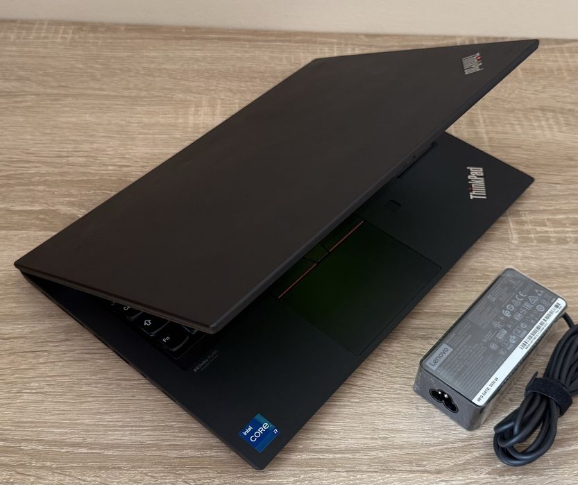 Lenovo Thinkpad T14 Gen2 CA NOU ! i7 32GB SiM LTE 4G ! T14s Gen1