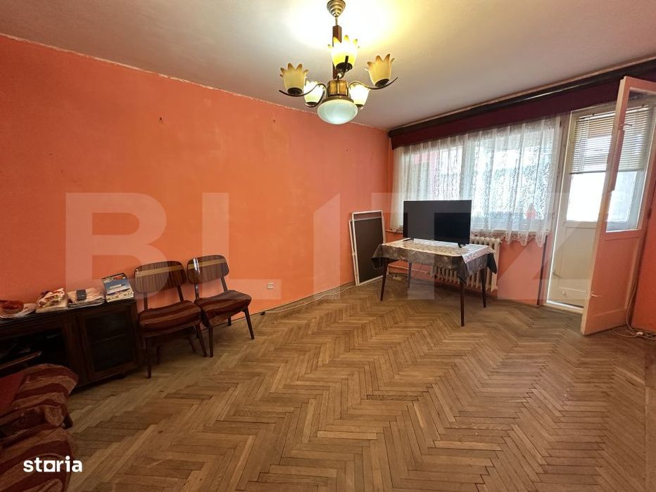 Apartament 3 camere, 66 mp, zona Piata - Valea Rosie