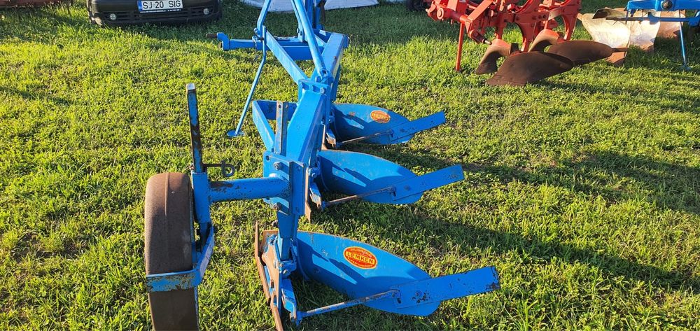 Plug tre brazde/3 trupite Lemken/plug Lemken
