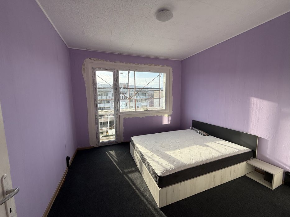 Апартамент в центъра на гр. Девня