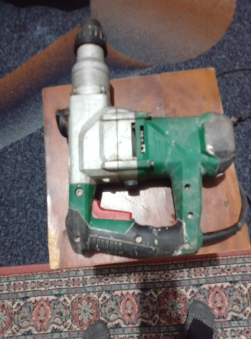 Продам перфоратор