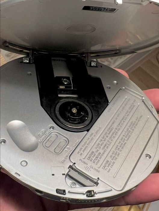 CD плеер Sony Walkman