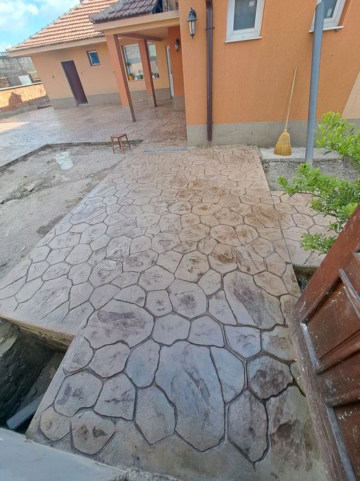 Щампован бетон .