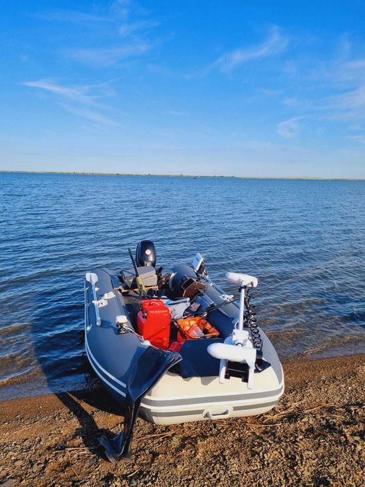 Лодка Таймень LX 3600 (комплект с мотором, электроякорем)