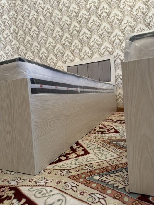 кровать 500.000 сум