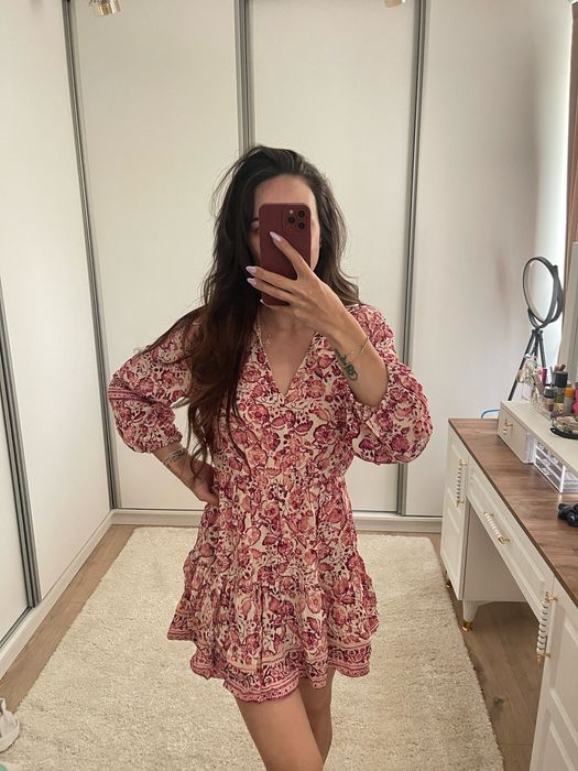 Рокля на цветя Zara